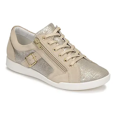 Pataugas PAULINE/T F2G women's Shoes (Trainers) in Beige