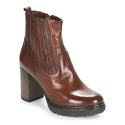 Dream in Green JERYCABE women's Low Ankle Boots in Brown