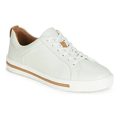 Clarks UN MAUI LACE women's Shoes (Trainers) in White