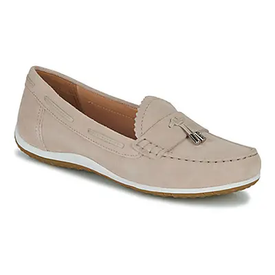 Geox D VEGA MOC women's Loafers / Casual Shoes in Beige