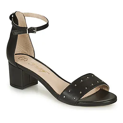 Betty London OLAKE women's Sandals in Black