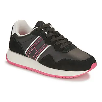 Tommy Jeans TJW EVA RUNNER MAT MIX ESS women's Shoes (Trainers) in Black