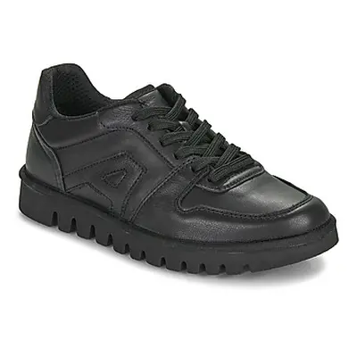 Art ONTARIO men's Shoes (Trainers) in Black