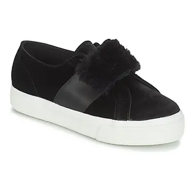 Superga 2750-LEAPATENTW women's Shoes (Trainers) in Black