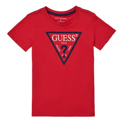 Guess THOLMA boys's Children's T shirt in Red