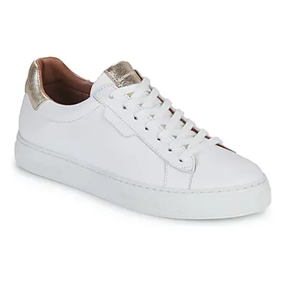 Schmoove SPARK CLAY women's Shoes (Trainers) in White