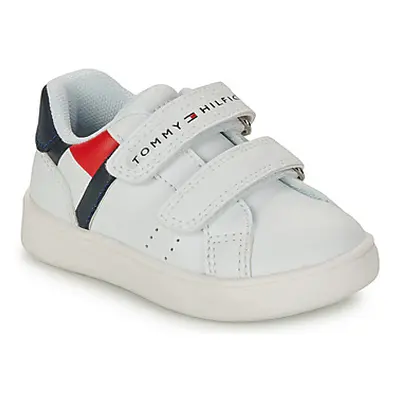 Tommy Hilfiger LOGAN boys's Children's Shoes (Trainers) in White