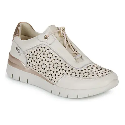 Pikolinos CANTABRIA women's Shoes (Trainers) in White