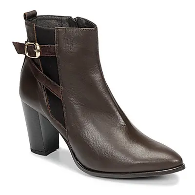 So Size AURELIO women's Low Ankle Boots in Brown