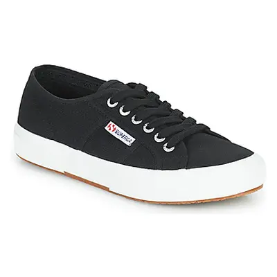 Superga 2750 COTU CLASSIC men's Shoes (Trainers) in Black