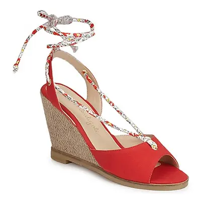 Petite Mendigote BLONDIE women's Sandals in Red