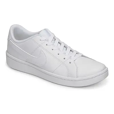 Nike COURT ROYALE 2 women's Shoes (Trainers) in White