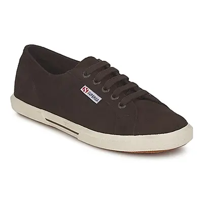 Superga 2950 women's Shoes (Trainers) in Brown