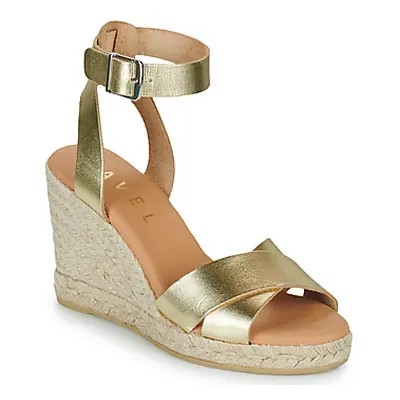 Ravel RATHO women's Sandals in Gold