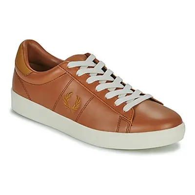 Fred Perry SPENCER LEATHER men's Shoes (Trainers) in Brown