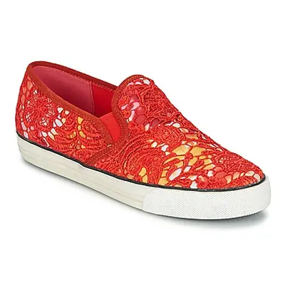 Colors of California LACE SLIP women's Slip-ons (Shoes) in Red