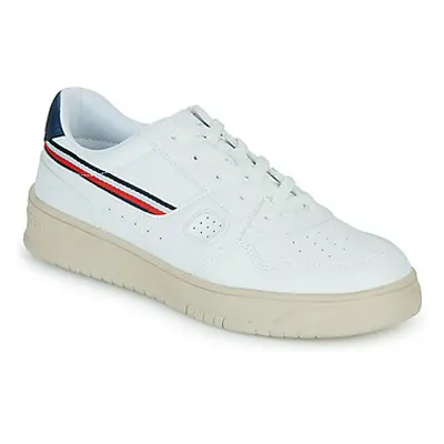 Tommy Hilfiger KAREEM boys's Children's Shoes (Trainers) in White