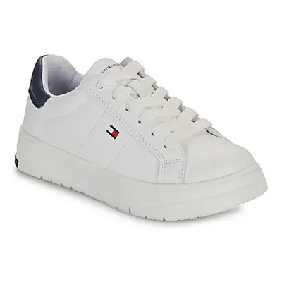 Tommy Hilfiger NATHAN girls's Children's Shoes (Trainers) in White