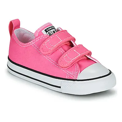 Converse CHUCK TAYLOR ALL STAR 2V OX girls's Children's Shoes (Trainers) in Pink