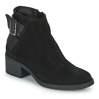 Clarks Memi Buckle women's Low Ankle Boots in Black