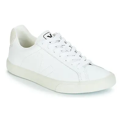 Veja ESPLAR LT men's Shoes (Trainers) in White