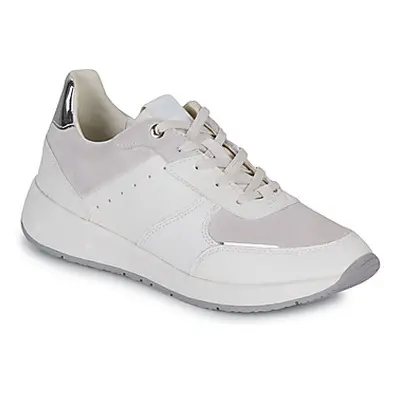 Geox D BULMYA women's Shoes (Trainers) in White