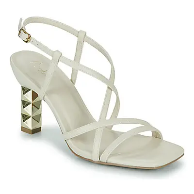 Menbur 23757 women's Sandals in White