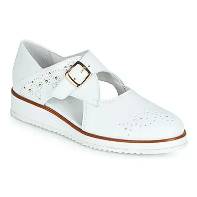 Regard RIXALO V1 NAPPA BLANC women's Casual Shoes in White