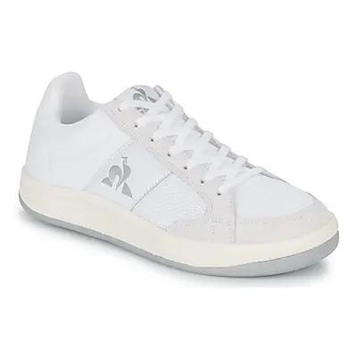 Le Coq Sportif ASHE TEAM men's Shoes (Trainers) in White