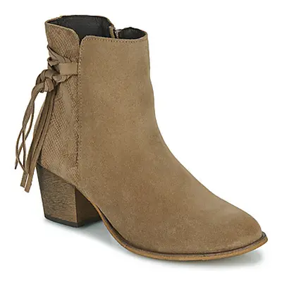 Betty London ANDREA women's Low Ankle Boots in Beige