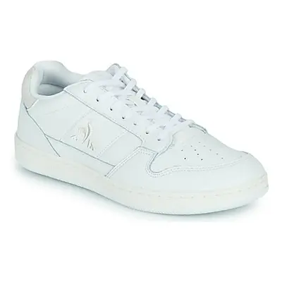 Le Coq Sportif BREAKPOINT W women's Shoes (Trainers) in White