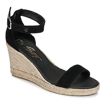 Betty London INDALI women's Espadrilles / Casual Shoes in Black