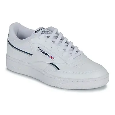 Reebok Classic CLUB C VEGAN women's Shoes (Trainers) in White