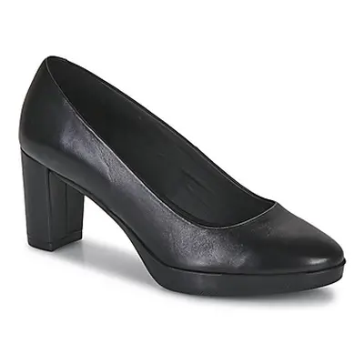 Geox D WALK PLEASURE 60 women's Court Shoes in Black