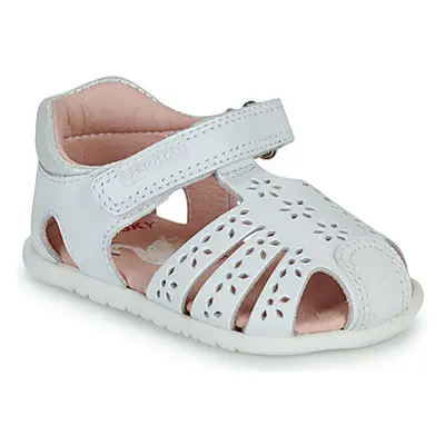 Pablosky 37200 girls's Children's Sandals in White