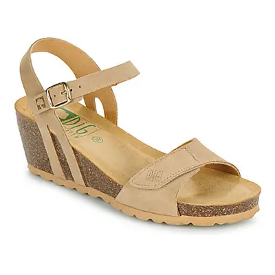 Dream in Green PHILEAS women's Sandals in Beige