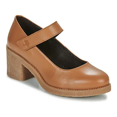 Dream in Green WALBA women's Court Shoes in Brown