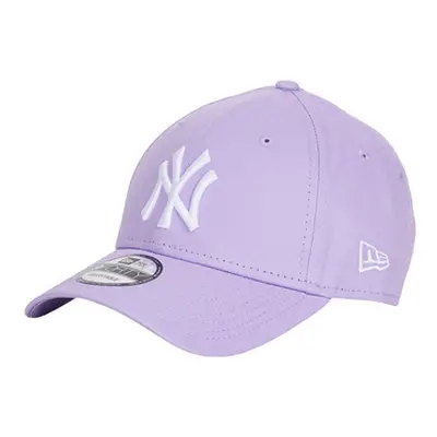 New-Era LEAGUE ESSENTIAL 9FORTY NEW YORK YANKEES women's Cap in Purple