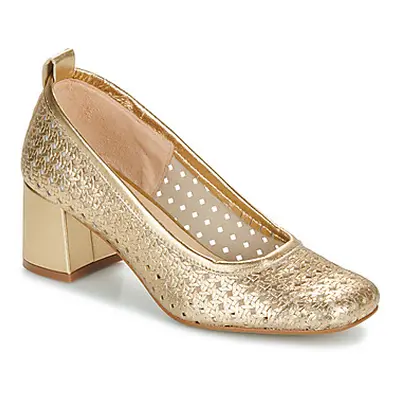 Betty London BRIGITTE women's Court Shoes in Beige