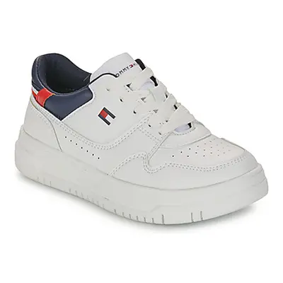 Tommy Hilfiger PAULENE boys's Children's Shoes (Trainers) in White