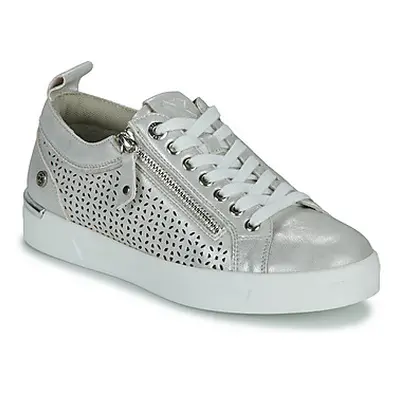 Xti 142490 women's Shoes (Trainers) in Silver