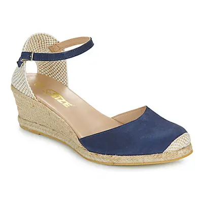 So Size PILILI women's Sandals in Blue