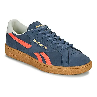 Reebok Classic CLUB C GROUNDS UK men's Shoes (Trainers) in Blue