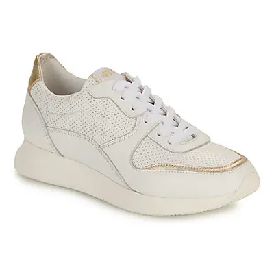 Myma 7715MY02-CUIR-BLANC-LAMINATO-PLATINE-CUIR-BLANC-PERFO women's Shoes (Trainers) in White