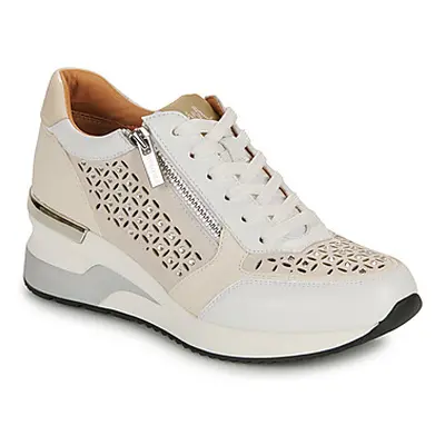 Mam'Zelle VACAN women's Shoes (Trainers) in White