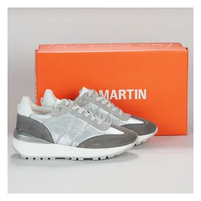 JB Martin FIRST women's Shoes (Trainers) in Grey