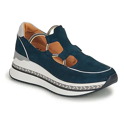 Mam'Zelle ESTACA women's Shoes (Trainers) in Blue