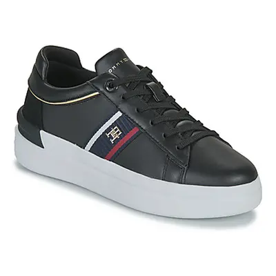 Tommy Hilfiger CORP WEBBING COURT SNEAKER women's Shoes (Trainers) in Black