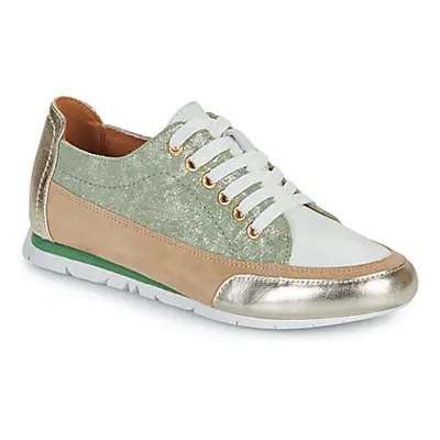 Karston CAMINO women's Shoes (Trainers) in Gold