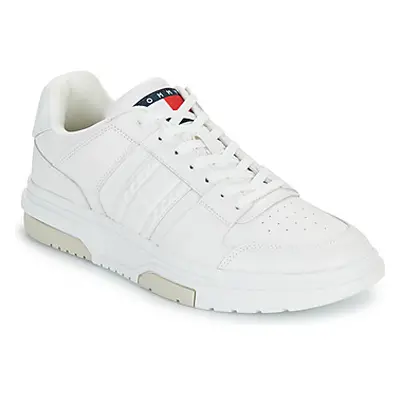 Tommy Jeans THE BROOKLYN LEATHER men's Shoes (Trainers) in White